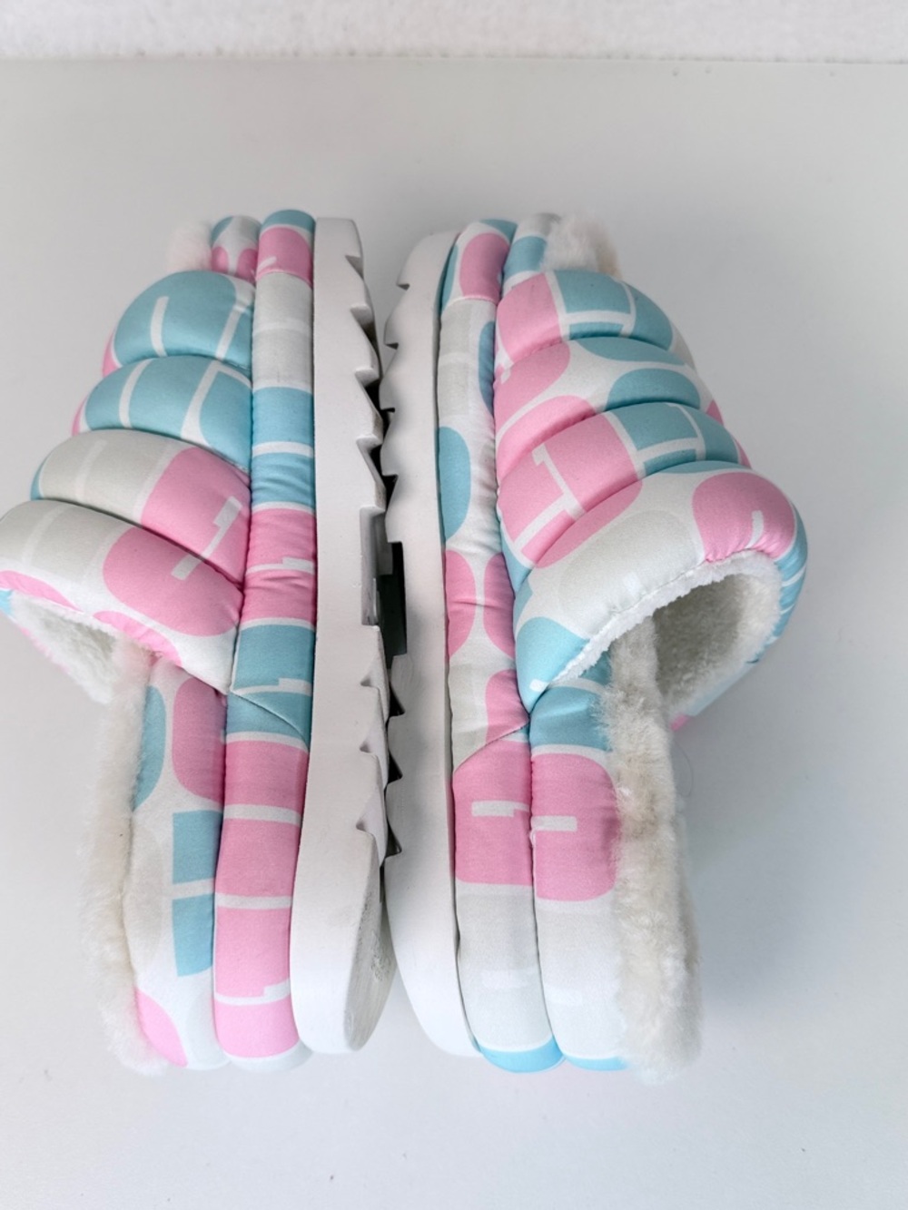 UGG Pride Maxi Platform Slide Sandal Pink Blue Size 8 multicolor Summer sandal - Picture 9 of 11